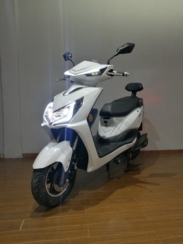 Imagen 4 de 20 de Sunra Scooter Electrico Bateria Gel Moto Electrica
