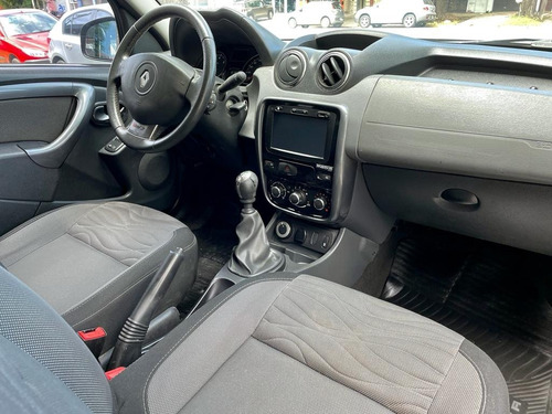 Imagen 8 de 11 de Renault Duster 2.0 N Tech Road 4x4 2014