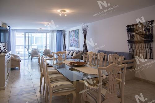 Imagen 10 de 26 de Departamento En Venta De 3 Dormitorio Con Agradable Vista. - Punta Del Este Brava