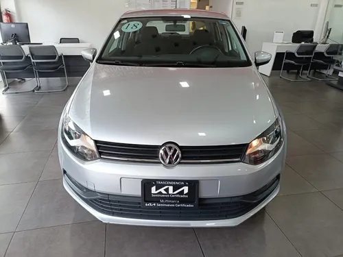 Volkswagen Polo 5p L4/1.6 Man