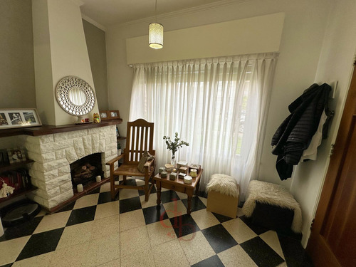 Casa En Adrogué