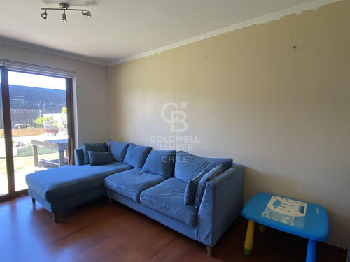 Fundo El Venado, Con Amplio Jardin Y En Condominio