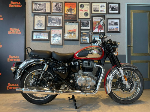 Imagen 4 de 25 de Royal Enfield Classic 350 - Chrome & Dark