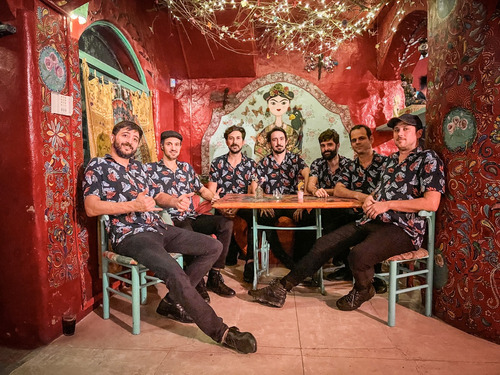 Tsunami - La Mejor Banda De Cumbia Para Tu Fiesta O Evento!