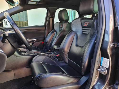 Imagen 10 de 15 de Ford Focus 2015 2.0 St Mt