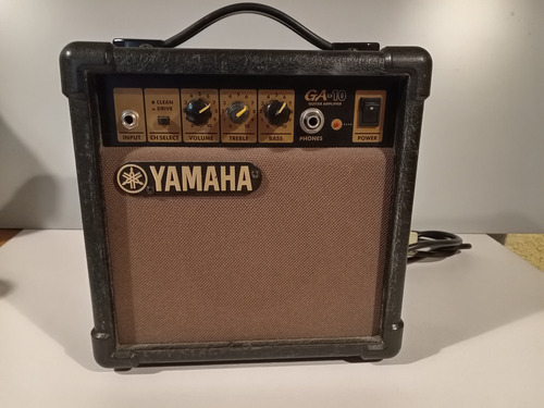 Amplificador Yamaha Ga-10 Transistor Para Guitarra De 10w Negro (Usado)