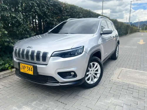 Jeep Longitud Modelo 2020