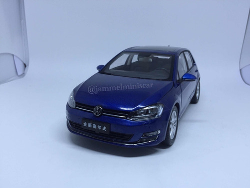 Miniatura Volkswagen Golf Vii 1/18 Faw Volkswagen Company