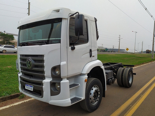 Imagem 3 de 15 de Volkswagen 17190 4x2 2013 No Chassi=1319,13190,17280,1719