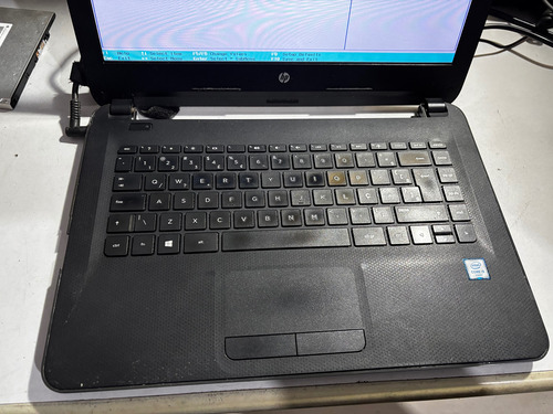 Notebook Hp 240 G4 I5 6200u 4gb Peças Preto (Usado)