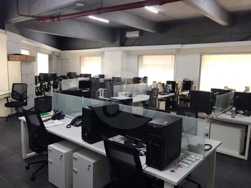 Oficina En Venta En Paseo De Las Lomas