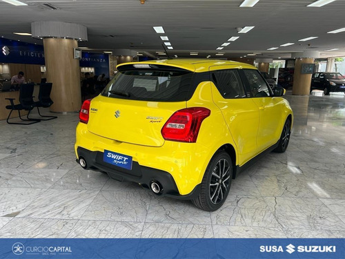 Imagen 6 de 25 de Suzuki Swift Sport 2023 Amarillo 0km