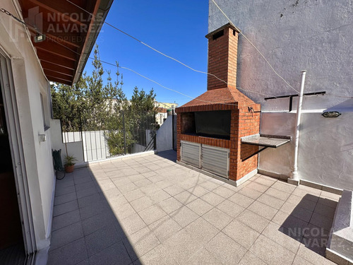Espectacular Casa 4 Ambientes En Venta Con Quincho, Lomas Del Mirador