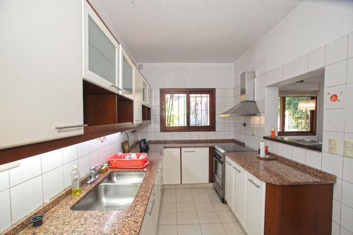 Casa En Lomas De San Isidro