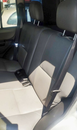Imagem 8 de 10 de Mitsubishi Pajero Tr4 2005 2.0 4x4 Aut C/ Multimidia E Gps