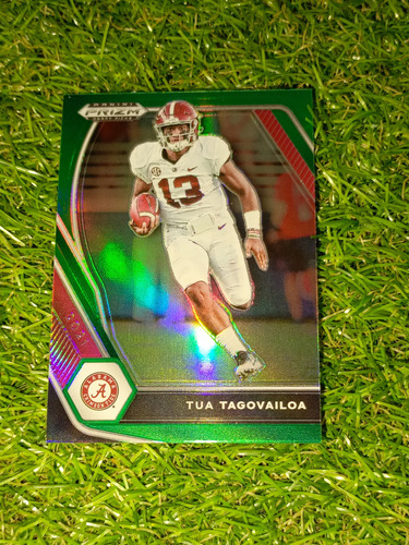 Cv Tua Tagovailoa 2021 Panini Prizm Green Prizms Refractor 