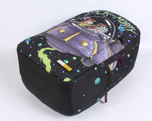 Imagem 3 de 7 de Mochila Overprint Rick And Morty 52151