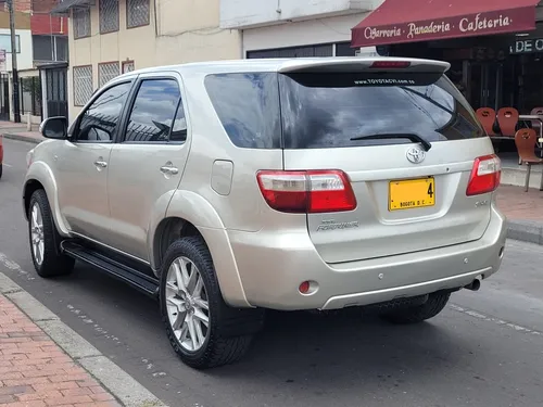 Toyota Fortuner 2.7l 4x4