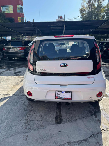 Kia Soul 1.6 Lx At