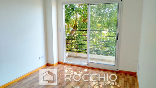 Imagen 8 de 12 de Departamento En Venta En Jose Leon Suarez