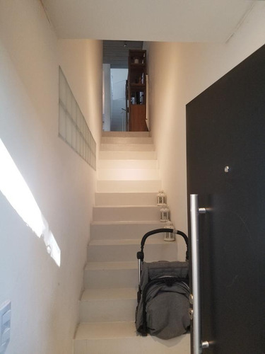 Imagen 6 de 30 de Departamento Duplex X Escalera 3 Ambientes - Florida Mitre/este