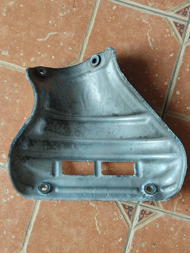 Imagen 2 de 2 de Protector De Escape Toyota Corolla 2008