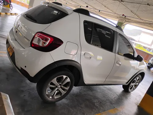 Renault Stepway 1.6 Dynamique / Intens Automática
