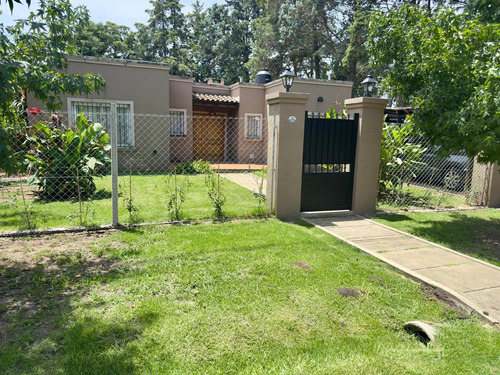Venta Casa 4 Ambientes, Calle Moreno Al 500, Parque Sakura, Exalt. De La Cruz