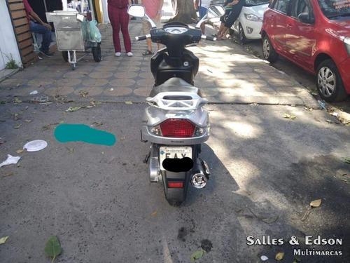Imagem 8 de 8 de Suzuki Burgman 125 Automatic 2012