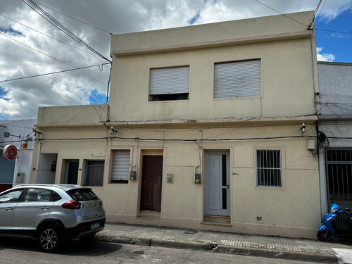 A La Venta. Ideal Inversores 6 Propiedades De 1 Y 2 Dormitorios Ubicados En El Centro De Minas