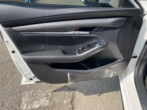 Mazda 3 2.0 Touring Hibrido At 4x2 2024