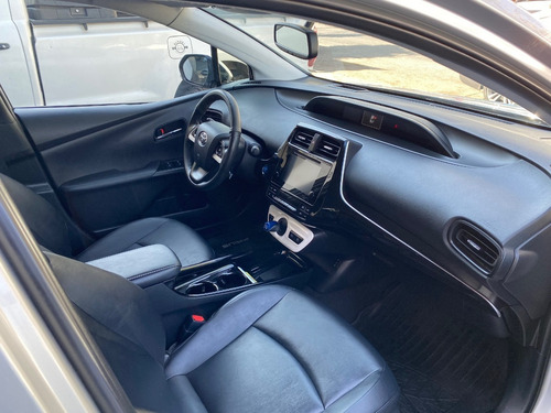 Toyota Prius Premium Modelo 2017