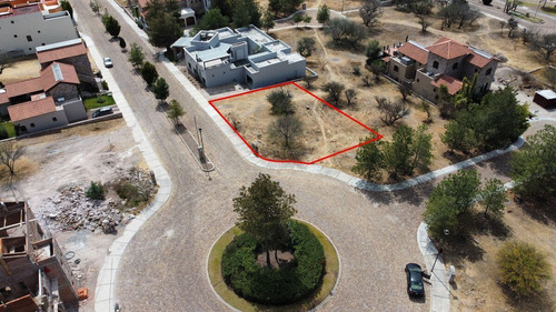 En Venta Lote En Esquina | San Miguel De Allende | Comunidad Privada