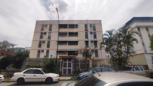 Apartamento En Montalban 1 11.88m2/3 Hab +serv/2+serv/1 P.e Por Documento Y Otro Por Condominio