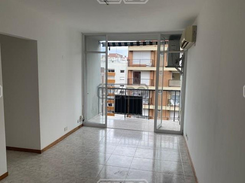 Oficina  En Venta Ubicado En Acassuso, San Isidro, G.b.a. Zona Norte