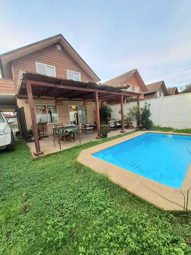 Casa En Venta Valles Del Country, Talca (106218)