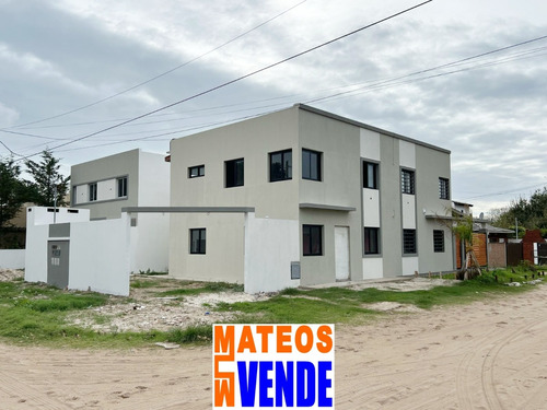 Venta A Estrenar - Dúplex A Estrenar  - Calle 3 N° 9098