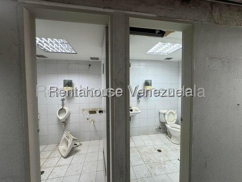 Amplio Y Excelente Local Comercial En Alquiler Mls 25-18475 Santa Monica