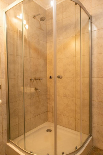 Imagen 8 de 30 de Casa Con Pileta A La Venta En Lobos Country Club