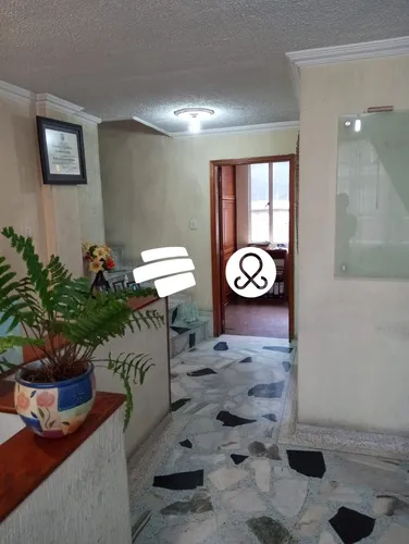 Casa Con Bodega - Centenario