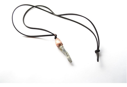 Imagen 3 de 4 de Collar Para El Signo De Tauro, Dije De Piedra Cianita Azul