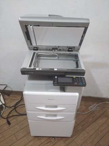 Imagen 2 de 5 de Fotocopiadora Ricoh Mp 301. Copia, Mprime Y Escanea