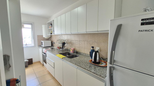 Departamento De Dos Dormitorios En Venta Con Cochera