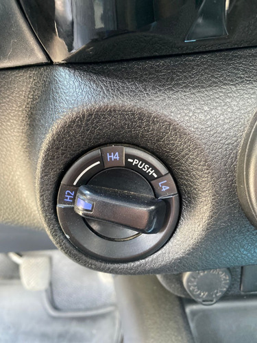 Imagen 17 de 24 de Toyota Hilux 2.4 Td Mt 4x4