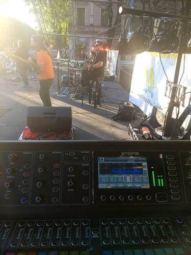 Alquiler De Escenario, Tarima, Backline, Sonido, Iluminación