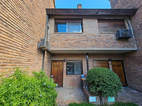 Venta Triplex 4 Amb Parrilla Patio Tortuguitas