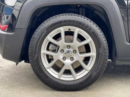 Imagem 10 de 10 de Jeep Renegade 1.8 16v Flex Sport 4p Automático