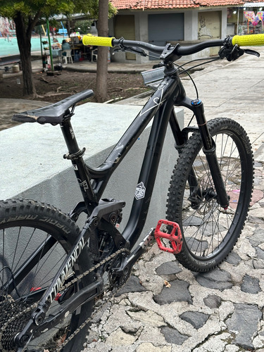 Commencal Sx V3 Súper Enduro/mtb/enduro Como Nueva Negro M (Usado)