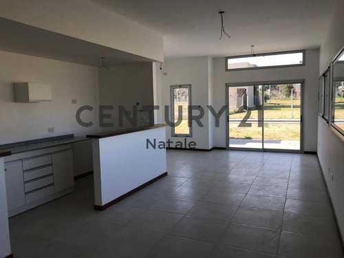 Imagen 4 de 17 de Casa En Venta 133 Y 487 , Altos De Lacroze, A Estrenar.
