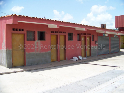 Galpón Alquiler El Ingenio Guatire. Ar. Mls # 25-23621